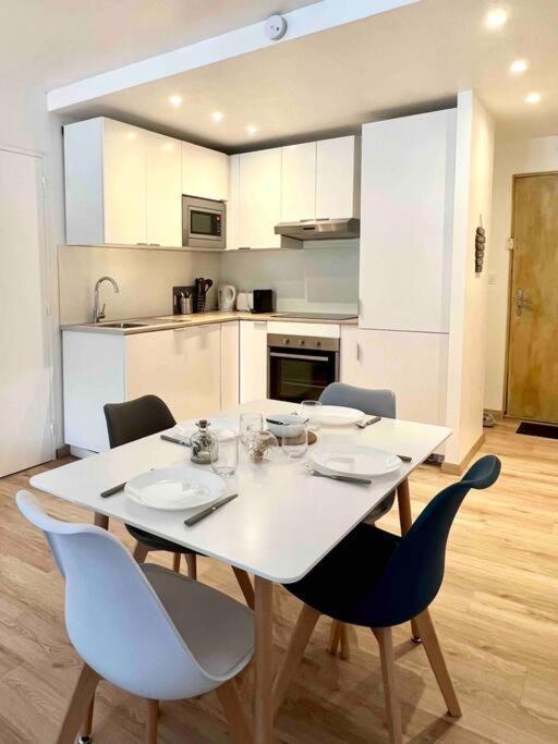 Apartamento Le Genevois - Parking Gratuit Annemasse Exterior foto
